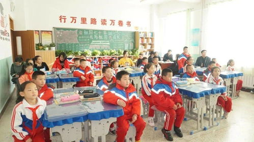 白云鄂博礦區(qū) 以國學(xué)教育為引領(lǐng)，打造國家級(jí)基礎(chǔ)教育成果推廣新高地